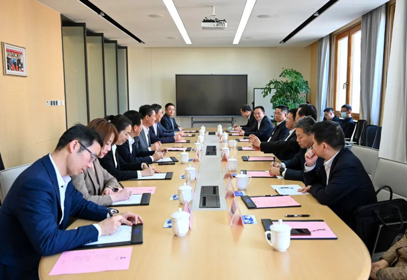 福建省副省長(zhǎng)、南平市委書(shū)記林瑞良，南平市長(zhǎng)袁超洪一行蒞臨大亞圣象