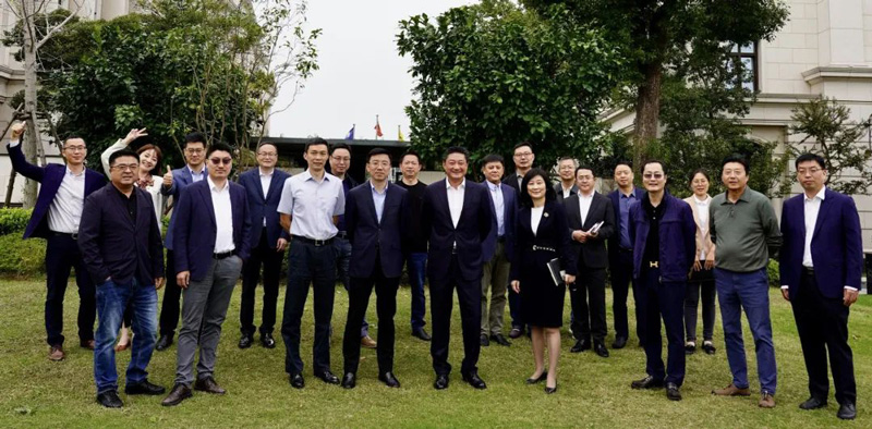 圣象集團(tuán)干部任命大會(huì)圓滿舉行！陳曉蔚出任圣象集團(tuán)執(zhí)行總裁